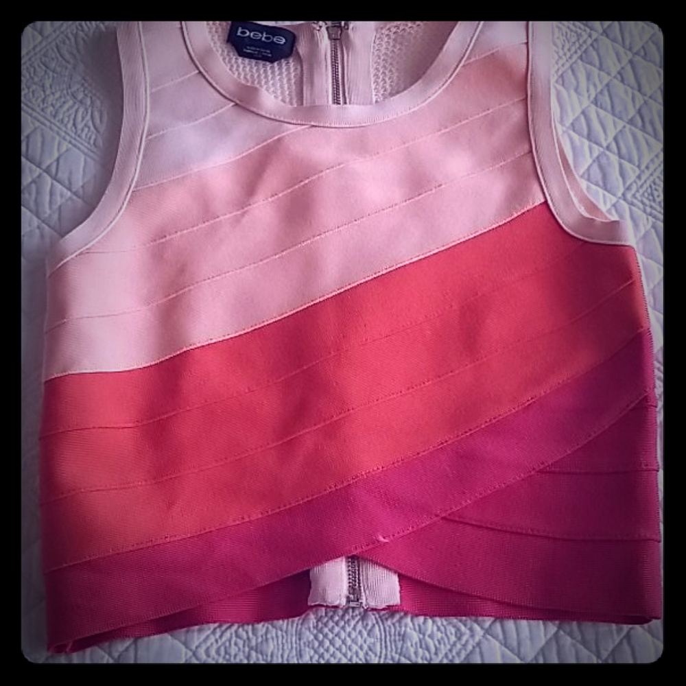 Bebe Crop Top